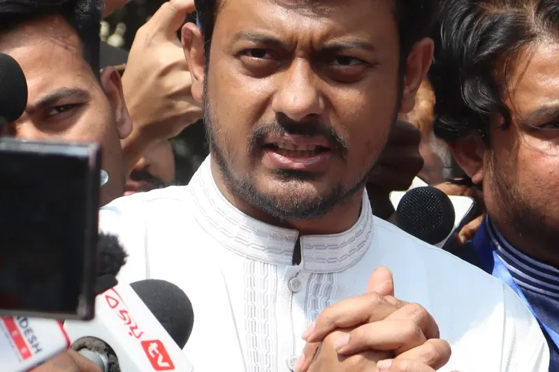 সেনানিবাস থেকে নাসীরুদ্দীন পাটওয়ারী গ্রেফতার! সর্বশেষ যে তথ্য আসল