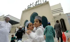 দেশে ঈদুল ফিতর কবে?