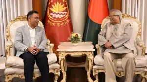 প্রধানমন্ত্রীর সঙ্গে সাক্ষাৎ করলেন ড. মুহাম্মদ ইউনূস