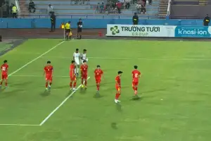 চলছে বাংলাদেশ বনাম ভিয়েতনামের ফুটবল খেলা: সরাসরি দেখুন (LIVE)