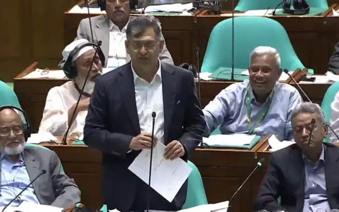 সংসদে নতুন আইন: আওয়ামী লীগের রাজনীতিতে ফেরা নিয়ে নতুন সিদ্ধান্ত