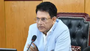 শিক্ষামন্ত্রীর যোগ্যতা নিয়ে জুলাই আন্দোলনের সমন্বয়কের বিষ্ফোরক মন্তব্য ভাইরাল