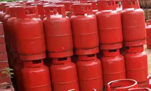 আবারও বাড়ল এলপিজির দাম, কার্যকর সন্ধ্যা থেকেই