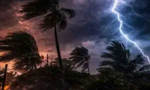 ধেয়ে আসছে বৃষ্টি বলয় ‘স্পার্ক’, তীব্র ব’জ্রপাতের সতর্কতা