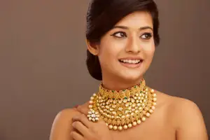 আজকে যে দামে বিক্রি হচ্ছে সোনা (১২ জুন)