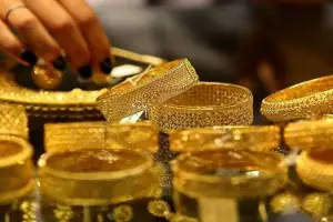 আজকের বাজারে যে দামে বিক্রি হচ্ছে স্বর্ণ
