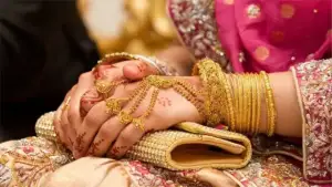 এক লাফে বাড়ল স্বর্ণের দাম, বেড়ে ভরিতে হল যত?