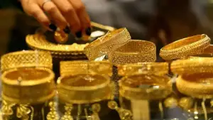 দেশে স্বর্ণের দাম আরও বাড়ল, কার্যকর আজ থেকেই