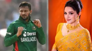 সাকিব আল হাসানকে পেছনে ফেলে এখন শীর্ষে পরীমণি
