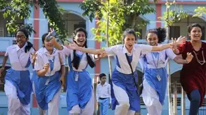 আগস্টেই ১২ দিন বন্ধ থাকবে শিক্ষাপ্রতিষ্ঠান, দেখুন তালিকা