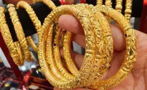 আজ দেশের বাজারে এক ভরি স্বর্ণের দাম কত?