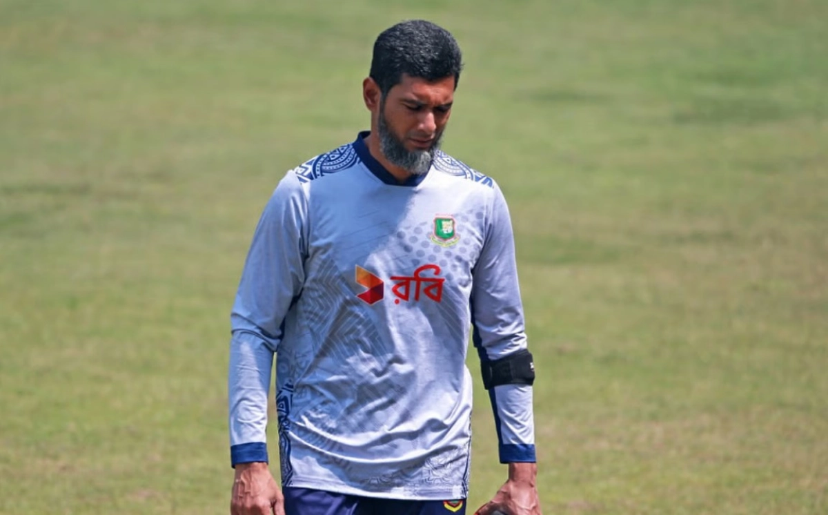 হাজারো ক্রিকেটভক্তকে দুঃখের সাগরে ভাসিয়ে চলে গেলেন রিয়াদ