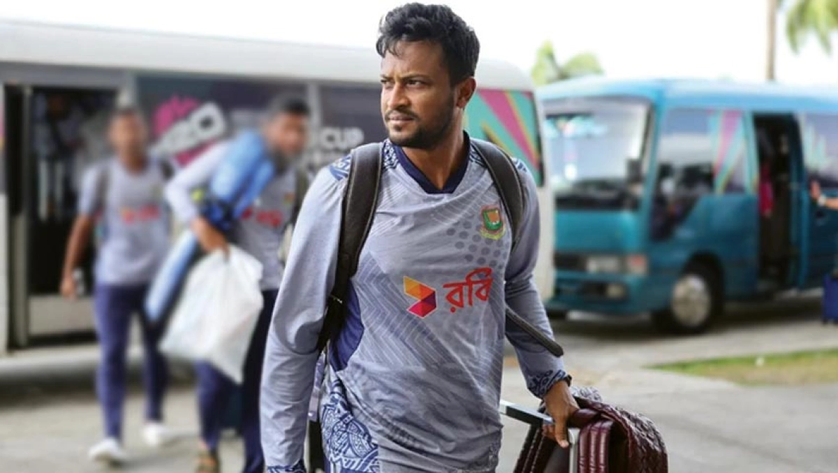 মাঝরাতের এক সিদ্ধান্তে পাল্টে গেলো সবকিছু, দেশে ফিরতে পারবেন না সাকিব, খেলবেন অন্য নতুন দলের হয়ে