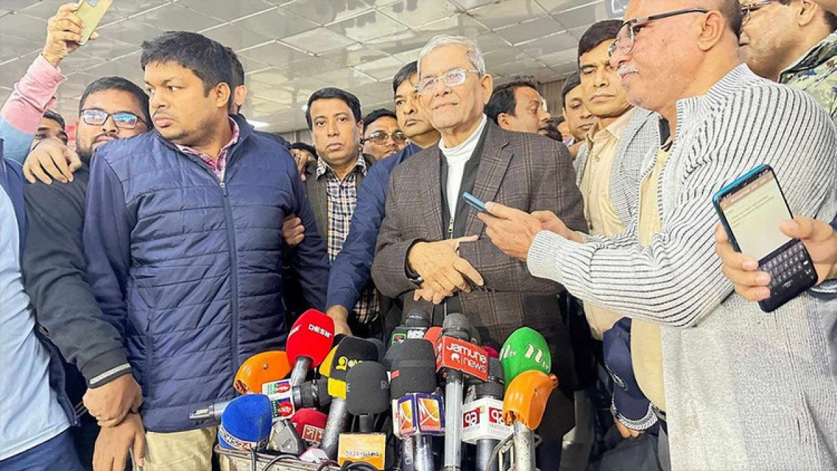 সব জল্পনার কল্পনার অবসান কবে দেশে ফিরবেন তারেক রহমান জানালেন মির্জা ফখরুল