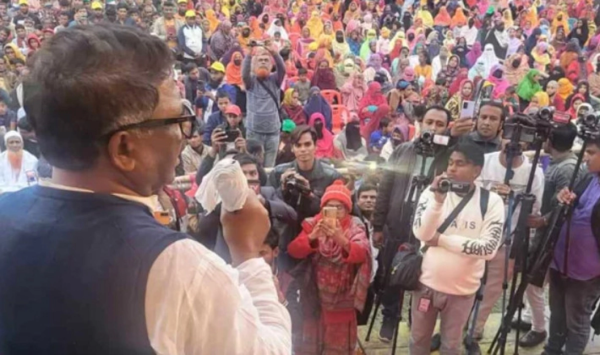 ব্রেকিং নিউজ: সাবেক প্রধানমন্ত্রী শেখ হাসিনাকে ভারতের যে প্রদেশের মুখ্যমন্ত্রী করার প্রস্তাব