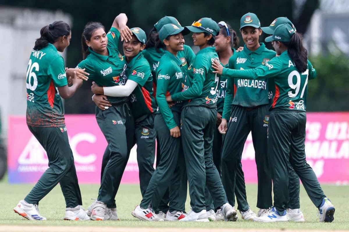 বাংলাদেশকে লড়াকু টার্গেট দিলো ভারত