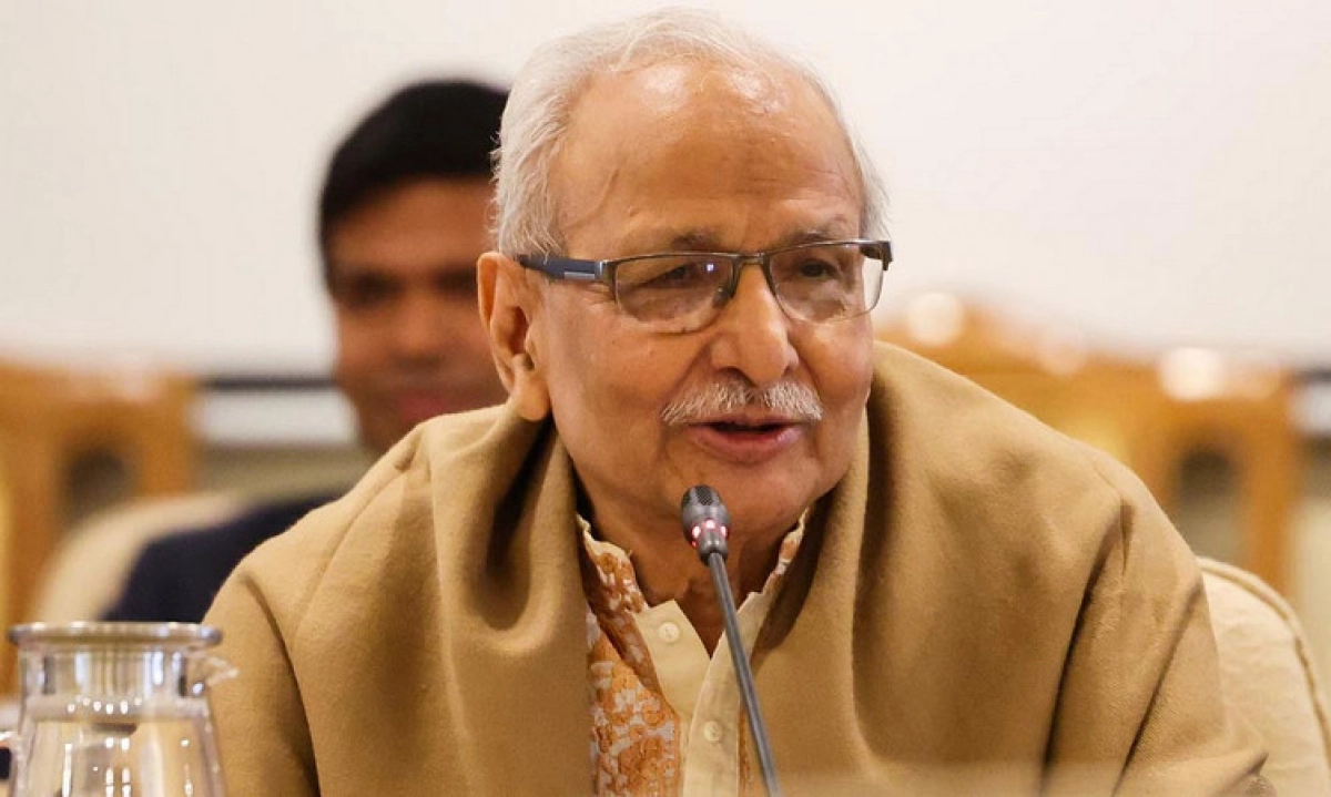 ব্রেকিং নিউজ: ‘না’ ভোট, অনলাইন ভোটিং ও একাধিক আসনে নির্বাচন রুপরেখা দিল কমিশন