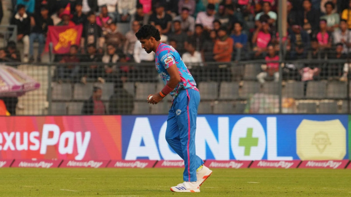 সারা দেশে শোকের কালো ছায়া: বিপিএলের চলাকালীন মারা গেলেন বাংলাদেশের জনপ্রিয় তারকা ক্রিকেটারের..