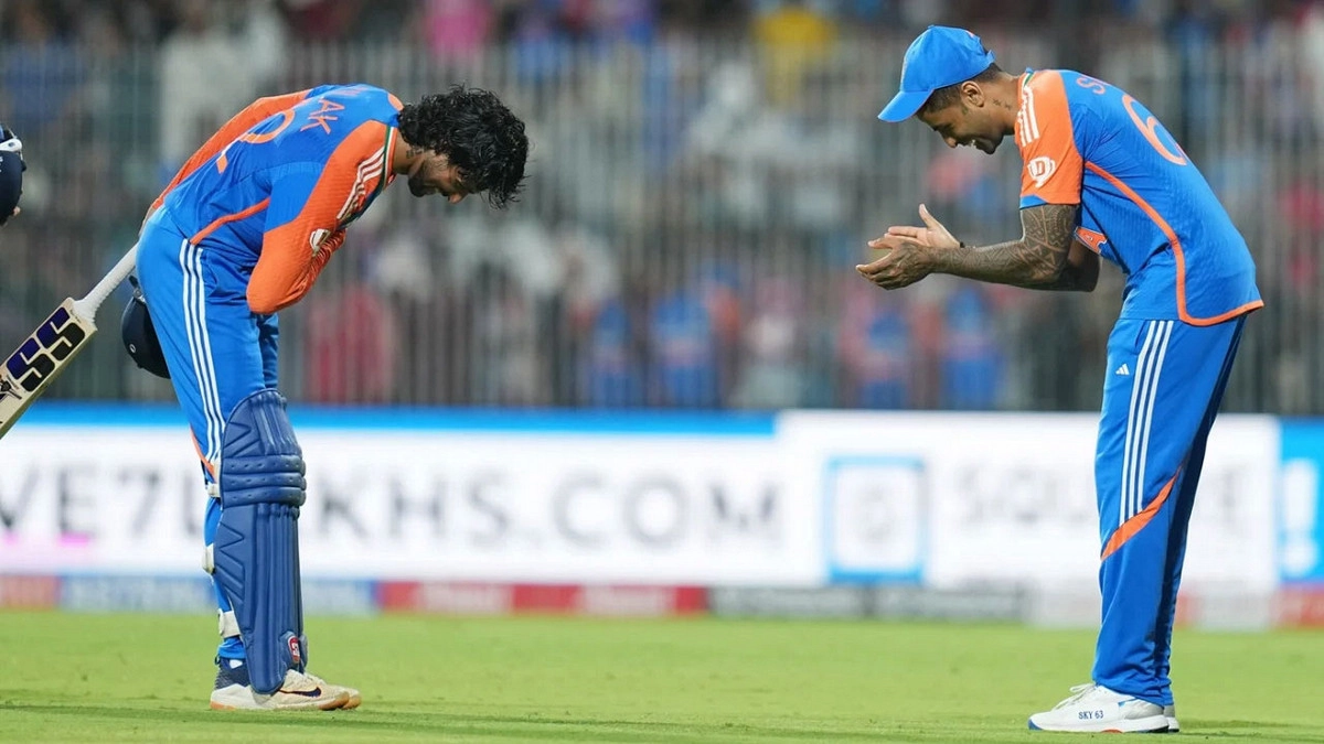অবিশ্বাস্য বিশ্ব রেকর্ড: টি-টোয়েন্টিতে ৩৩৬ রান করে বিশ্বরেকর্ড ভারতের তিলক ভার্মার