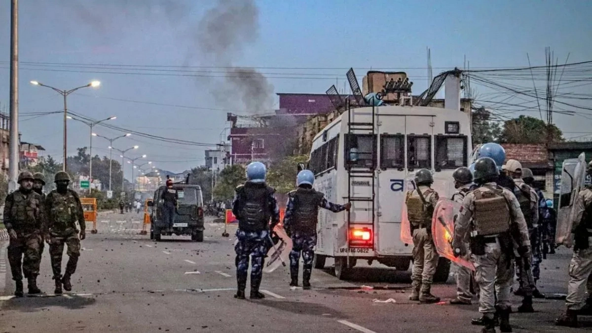 ভারতের মণিপুরে রাষ্ট্রপতির শাসন জারি, মুখ্যমন্ত্রী পদত্যাগ
