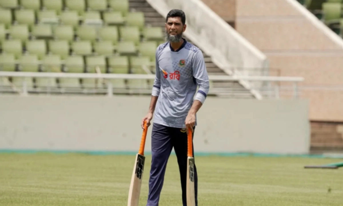 ৫০ রানের আগে ৫ উইকেট নেই, আজ এই বিপর্যয়ের দিনে মাহমুদউল্লাহ কেন বাদ