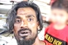 শিশু কোলে বাবার পথচলা—মায়ের খোঁজে বেরিয়ে গণপিটুনির শিকার