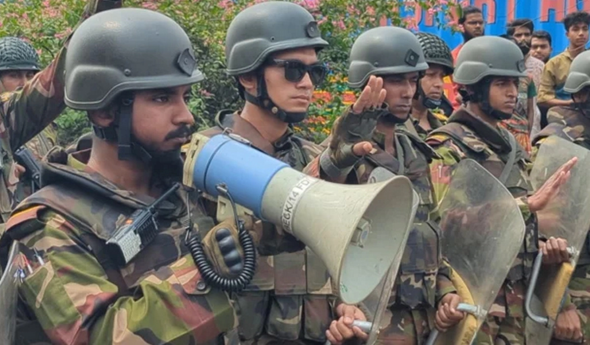 আবার কি ফিরে আসছে এক-এগারোর ছায়া শঙ্কায় রাজনীতি!