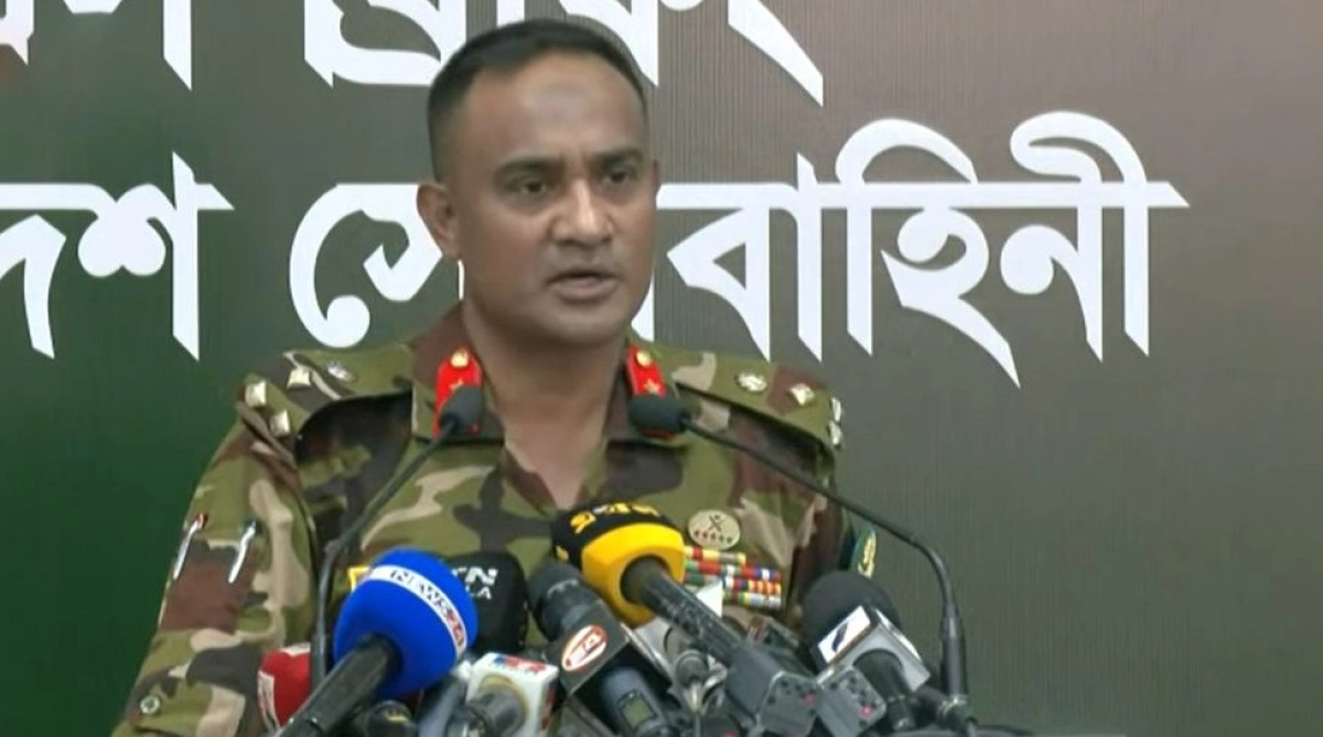 সেনাবাহিনী ও সরকারের মধ্যে কোনো বিভেদ নেই