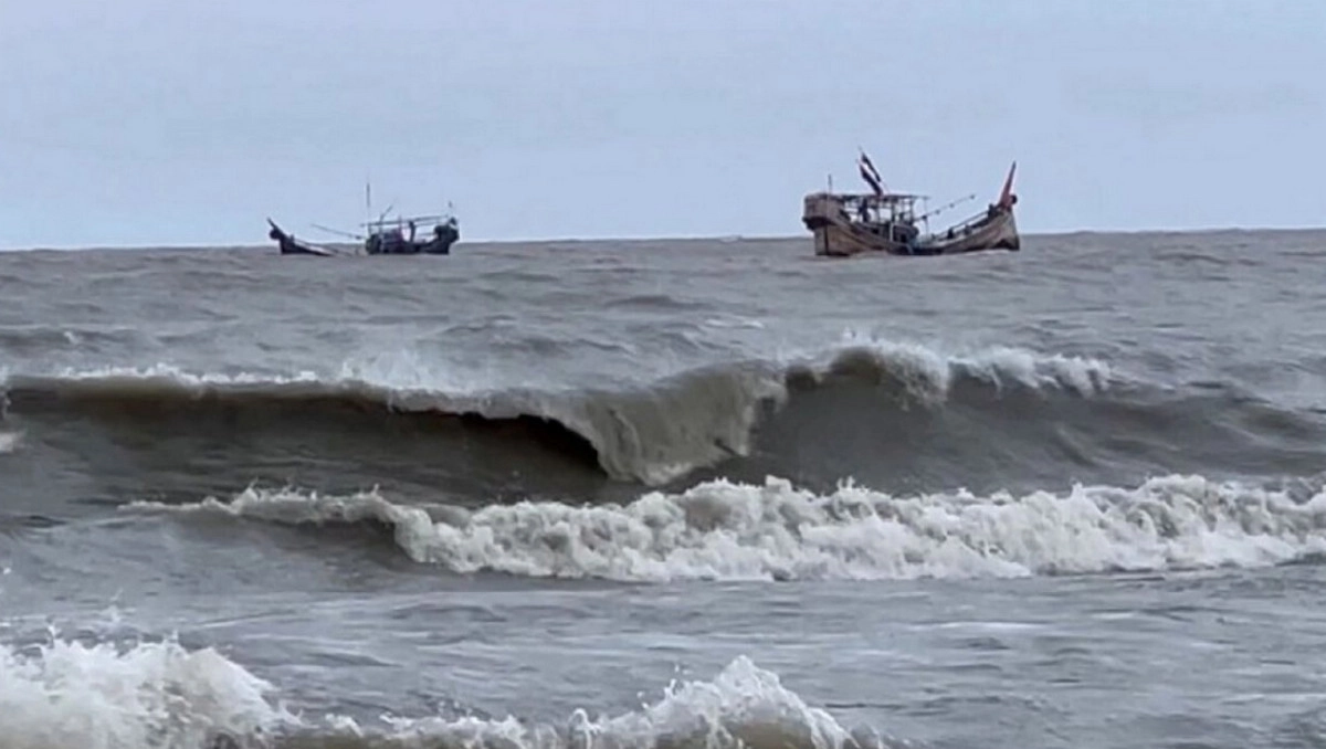 ২৯ মে থেকে শুরু দুর্যোগ, ৩১ মে পর্যন্ত টানা বৃষ্টিতে ভাসবে বাংলাদেশ