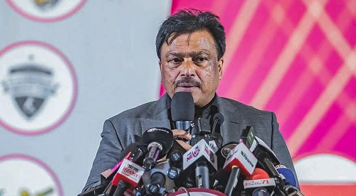 ফারুকের বিদায়, বিকেলে বিসিবির নতুন সভাপতির নাম ঘোষণা