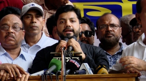ভোটারদের সঙ্গে নিয়ে নিজেই শপথ নেওয়ার ঘোষণা ইশরাক হোসেনের