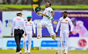 অবিশ্বাস্য উত্তেজনায় শেষ হল বাংলাদেশ-শ্রীলঙ্কা টেস্ট