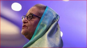 পালানোর আগের রাতে ঘনিষ্ঠদের উদ্দেশে শেখ হাসিনার গোপন বার্তা
