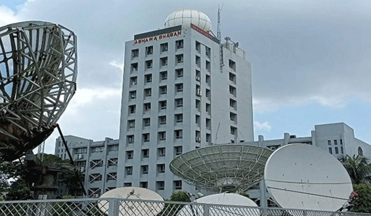 ১৮ অঞ্চলে ঝড় ও বজ্রসহ বৃষ্টির সতর্কবার্তা