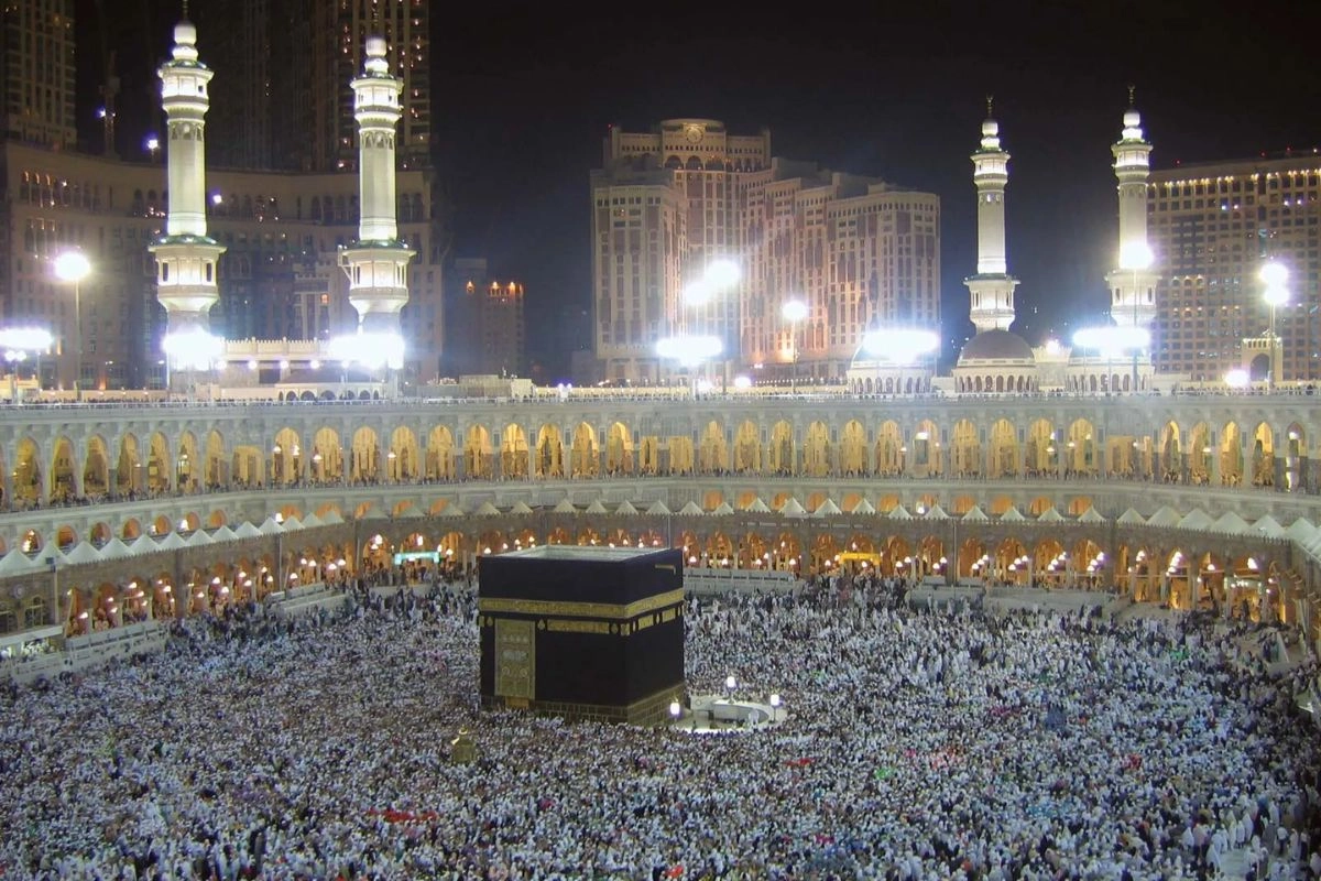 হজযাত্রীদের বিমান ভাড়ায় শুল্ক প্রত্যাহার