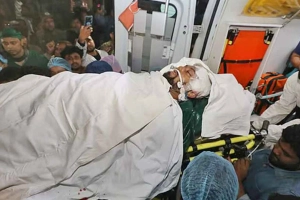 হাদীর মাথায় গুলি নেই! চাঞ্চল্যকর তথ্য দিলেন ঢামেক পরিচালক