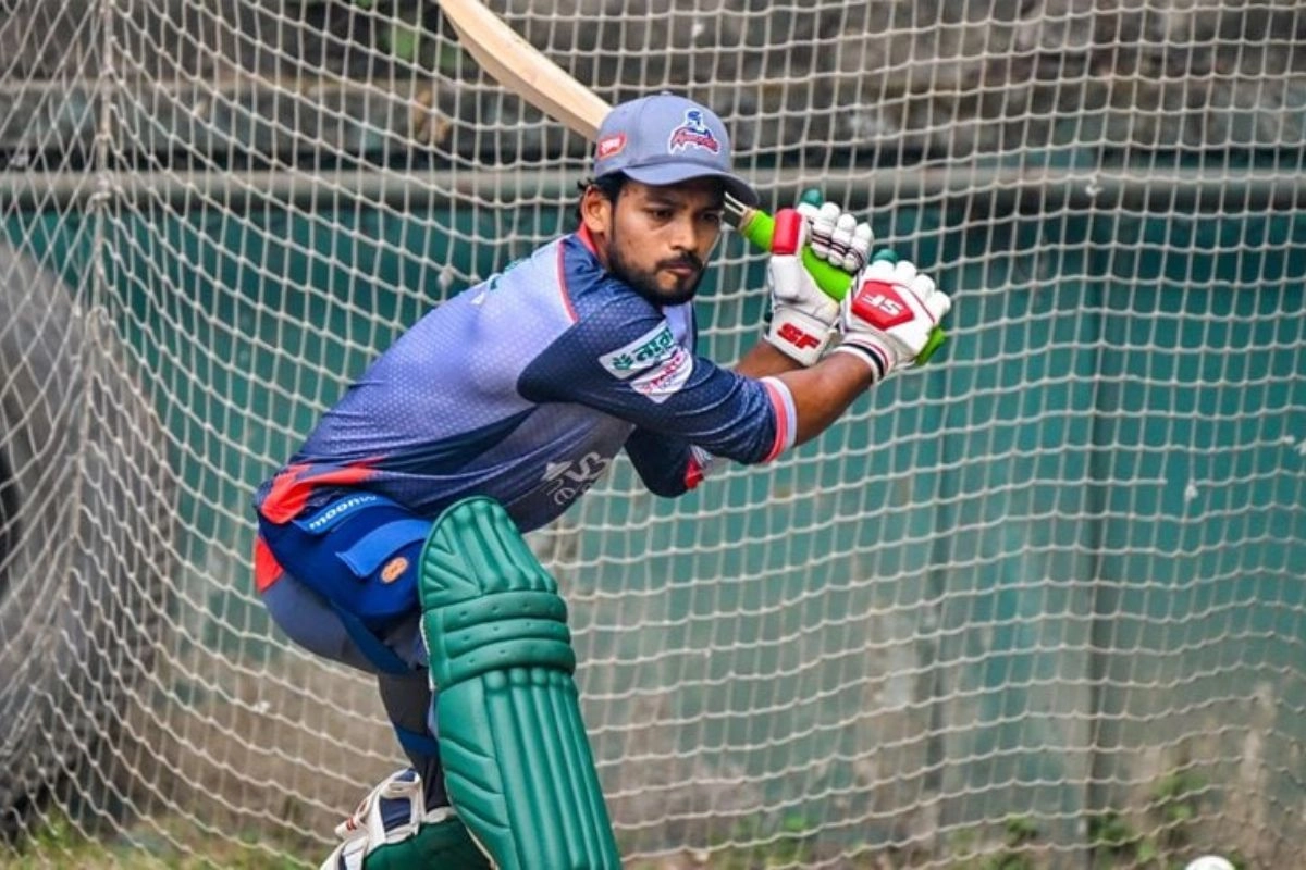 বিপিএলের উত্তাপ, ঢাকা-রাজশাহীর হাড্ডাহাড্ডি লড়াই-সরাসরি দেখুন (LIVE)