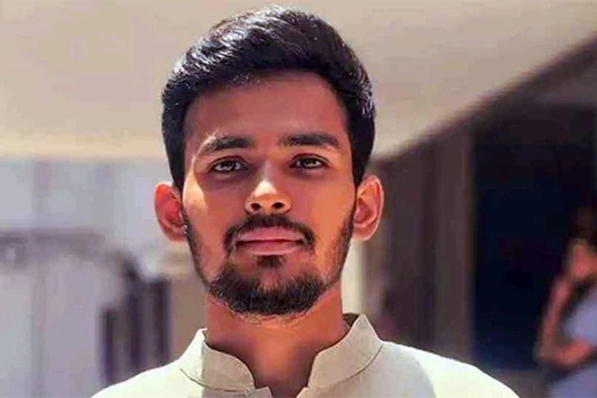 দুবাইয়ের সম্পত্তি নিয়ে মুখ খুললেন সাবেক ছাত্র উপদেষ্টা