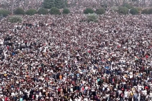 খালেদা জিয়ার জানাজায় উত্তাল জনসমাগম-দেখুন সরাসরি (LIVE)