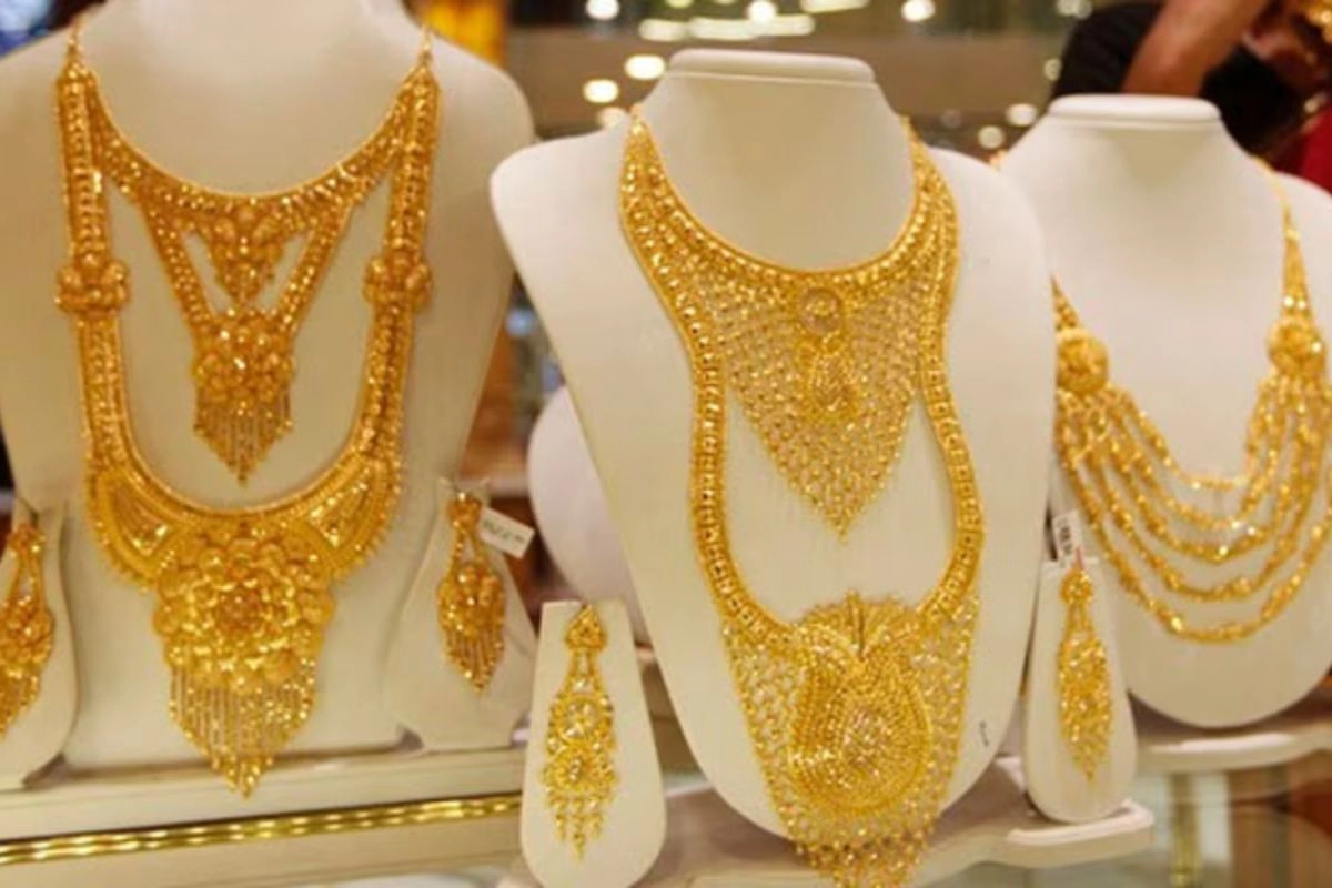 স্বর্ণের বাজারে বিশাল মূল্যহ্রাস: দেখুন আজকের দাম (৩ জানুয়ারি)