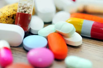 ওষুধের দামে লাগাম টানতে বড় সিদ্ধান্ত অন্তর্বর্তী সরকারের
