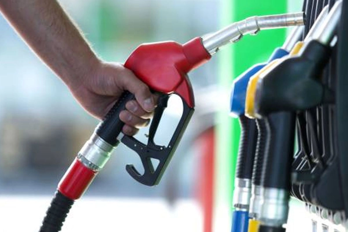 আটডেট খবর: আবারও পাল্টে গেল তেলের দাম
