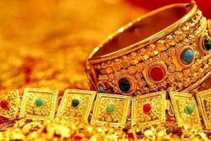 স্বর্ণবাজারে ঐতিহাসিক ধস: ভরিতে কমলো ৪০ হাজার টাকা!
