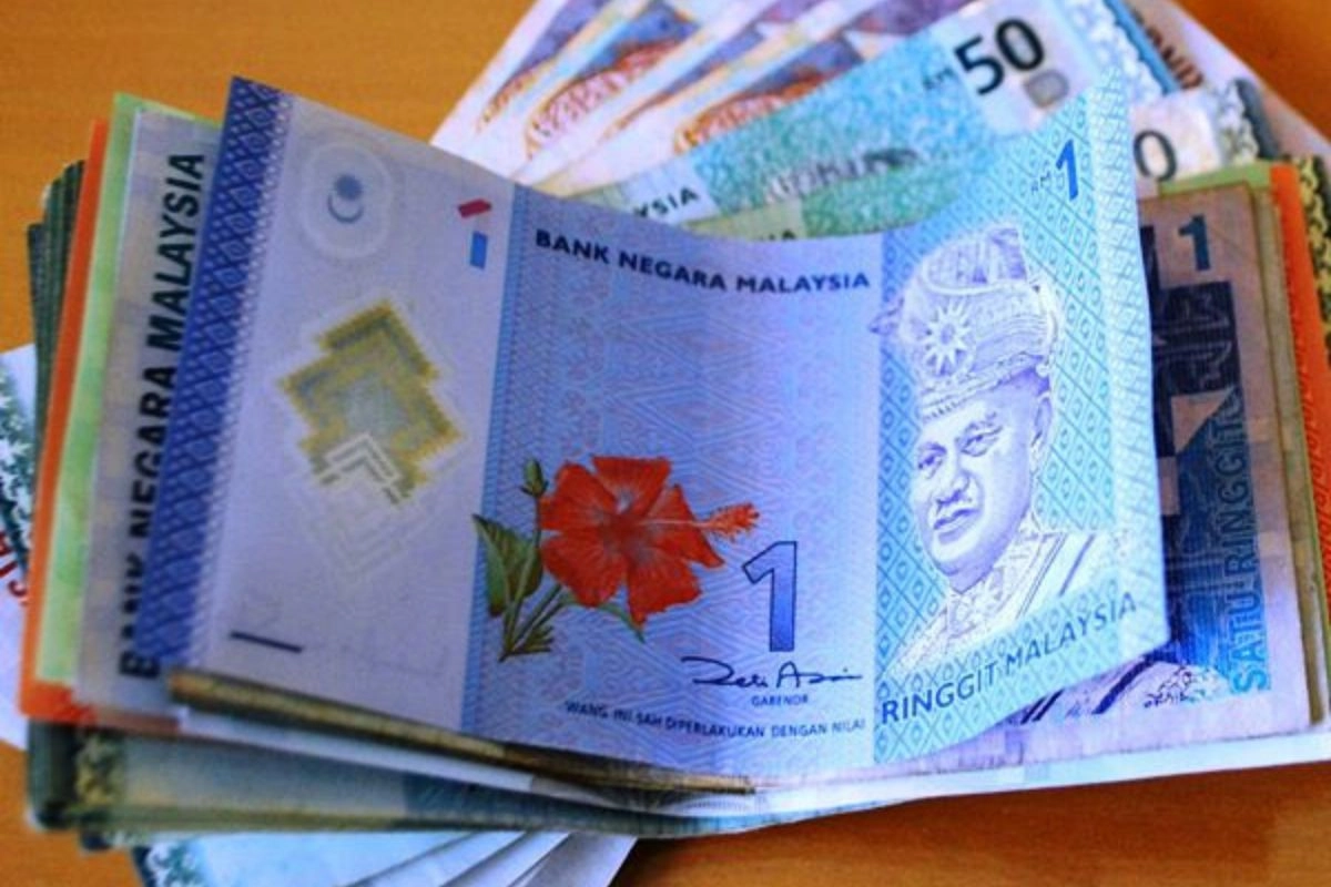 হঠাৎ করে কমে গেল মালয়েশিয়ান রিংগিতের বিনিময় হার (৫ ফেব্রুয়ারি)
