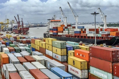 অনির্দিষ্টকালের জন্য বন্ধ চট্টগ্রাম বন্দর-জানুন আসল কারণ
