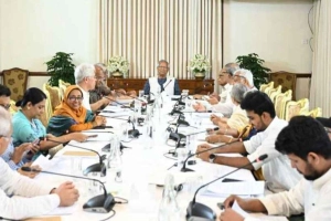 চলছে উপদেষ্টা পরিষদের গুরুত্বপূর্ণ বৈঠক, যেসব বিষয়ে আসছে সিদ্ধান্ত
