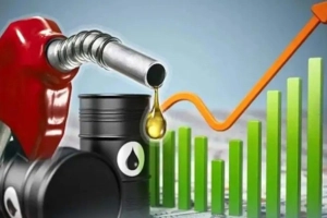 একলাফে বেড়ে গেল তেলের দাম
